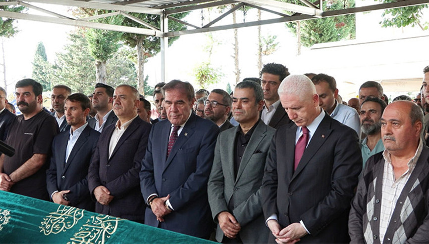 Demirören Medya TV Grup Başkanı Murat Yancı’nın babası son yolculuğuna uğurlandı