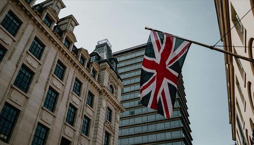 İngilterede yeni hükümetin ilk 100 günü