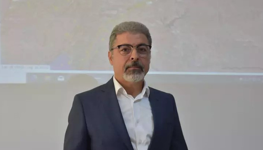 Prof. Dr. Hasan Sözbilir: Kırılmayan parça vardı, bu fayda 6.8’e kadar bir deprem bekliyorduk Prof. Dr. Hasan Sözbilir: Kırılmayan parça vardı, bu fayda 6.8’e kadar bir deprem bekliyorduk