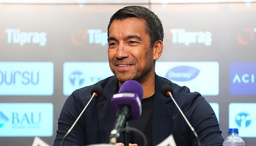 Bronckhorst: Süper Lig’in en iyi kadrosuna sahibiz