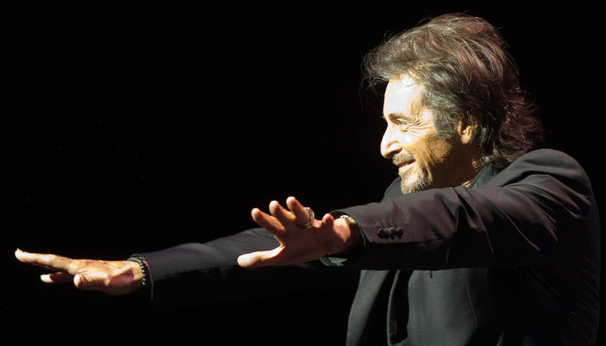 Ünlü oyuncu bekarlık yemininin bedelini böyle ödedi... Evlenmediğim için beni terk etti... Acısını yıllarca içimde taşıdım