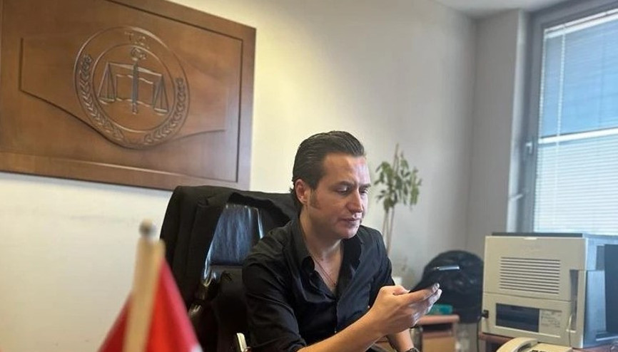 Savcı Yavuz Engin kimdir, nereli, kaç yaşında Yenidoğan Çetesini çökerten Savcı Yavuz Enginin hayatı ve biyografi bilgileri Savcı Yavuz Engin kimdir, nereli, kaç yaşında Yenidoğan Çetesini çökerten Savcı Yavuz Enginin hayatı ve biyografi bilgileri