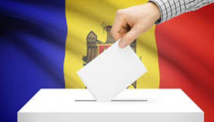 Moldova sandık başında Hem cumhurbaşkanlığı hem referandum aynı günde...