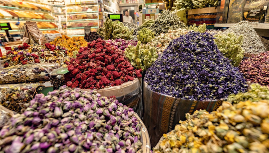 Bakteri ve virüs kaynaklı hastalıklara karşı etkili | Bu bitkiler kışın bağışıklığı güçlendiriyor ama dikkat Fazla tüketildiğinde karaciğeri yorabilir Bakteri ve virüs kaynaklı hastalıklara karşı etkili | Bu bitkiler kışın bağışıklığı güçlendiriyor ama dikkat Fazla tüketildiğinde karaciğeri yorabilir
