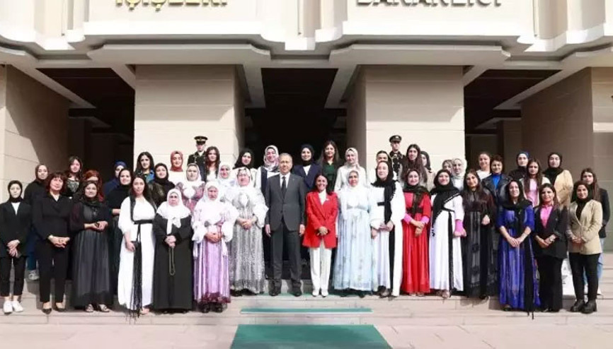İçişleri Bakanı Yerlikaya, Şırnaktan gelen şehit ve gazi ailelerini ağırladı