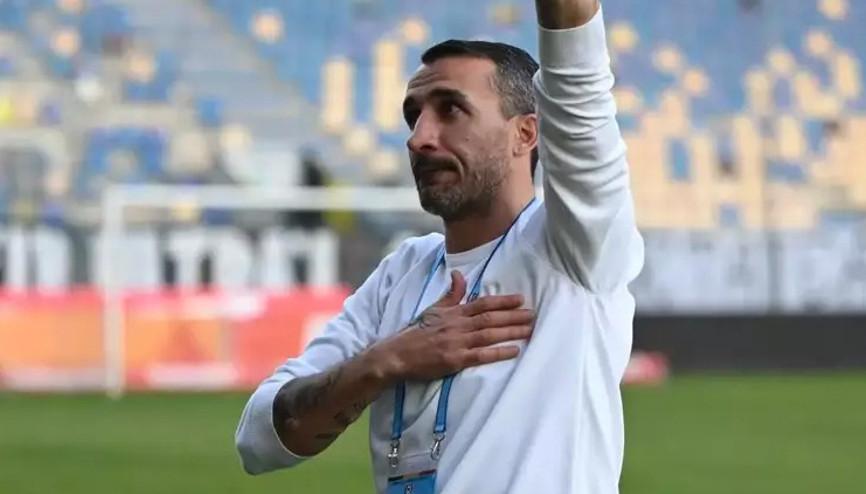 Mehmet Topal’ın takımı geri döndü Maçta 4 gol, 1 kırmızı kart
