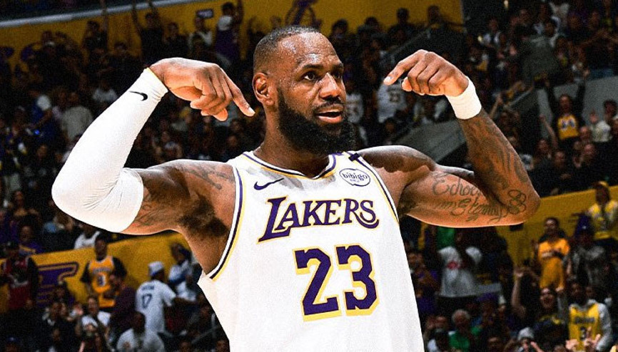 LeBron Jamesin triple-doubleı galibiyeti getirdi