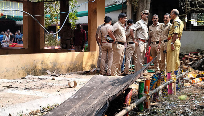 Festival sırasında havai fişek deposu patladı... Yüzlerce yaralı...