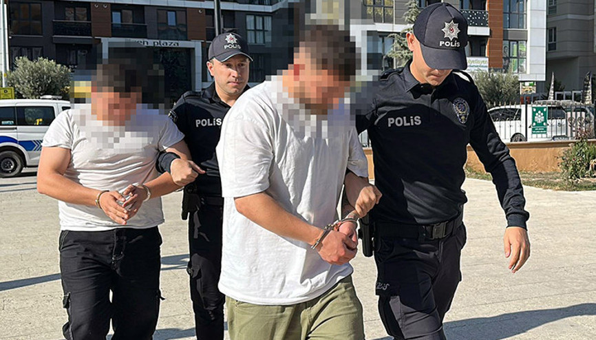 Bu nasıl bir eğlence Cadılar bayramı için yaptıkları çizgiyi aştı: Gözaltına alındılar