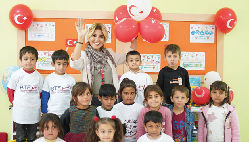 Gülben Ergen yeni okulunu Siverek’te açtı