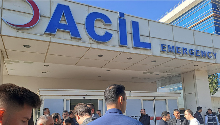 Sağlık kontrolü için getirilen şüpheli, hastane önünde silahlı saldırıya uğradı: Sağlık Bakanlığından açıklama