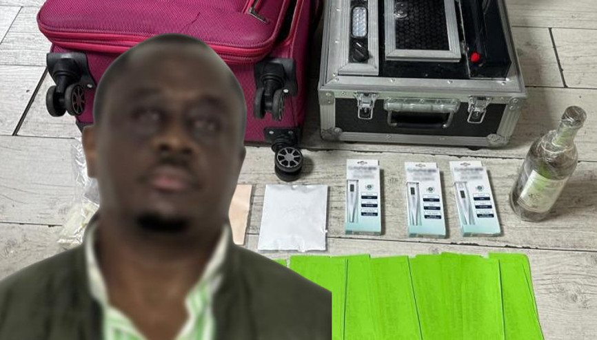 Şüphe üzerine durdurulan şahsın valizinden para basma makinesi çıktı Şüphe üzerine durdurulan şahsın valizinden para basma makinesi çıktı