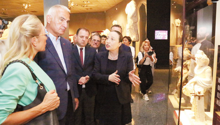 Bakan Ersoy: En büyük festival kültür yolu