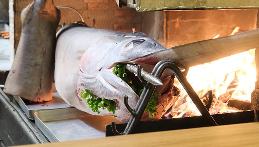 Yaptığı dönerle dikkatleri üzerine çekmişti... Ankaradaki restoranda yeni çılgınlık