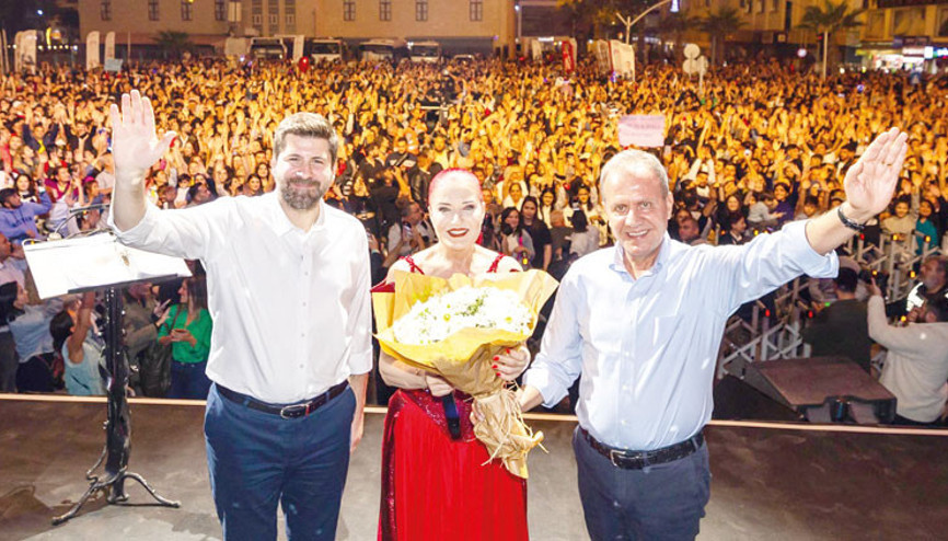 Tarsus’ta 50 bin kişi