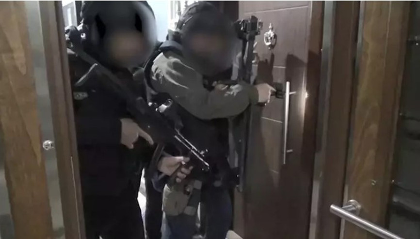 İçişleri Bakanı Ali Yerlikaya duyurdu: 14 ilde yapılan operasyonlarda 42 şüpheli tutuklandı