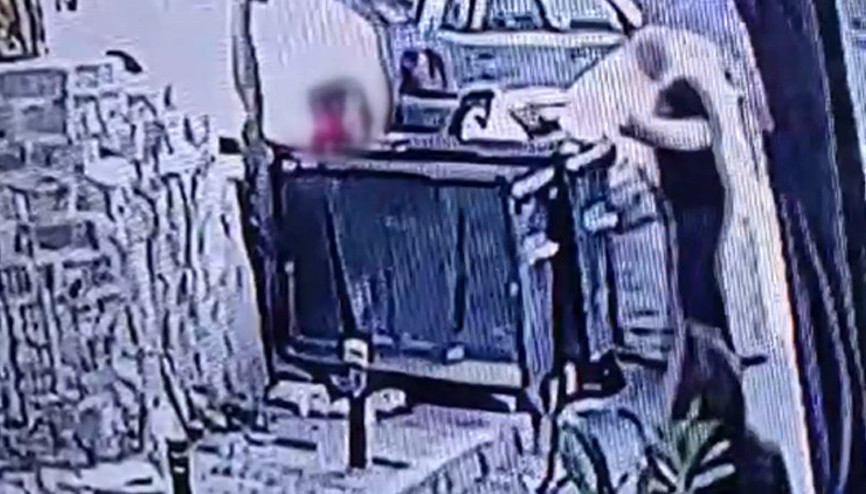 Kan donduran cinayette yeni görüntüler: Mezarlıkta cesedi bulunan Şirinin katili ile karşılaştığı an kamerada