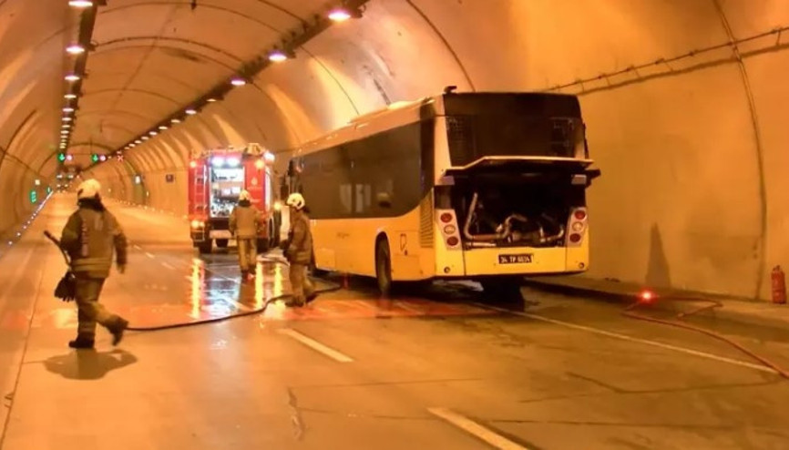 Bomonti Tüneli’nde otobüs yangını