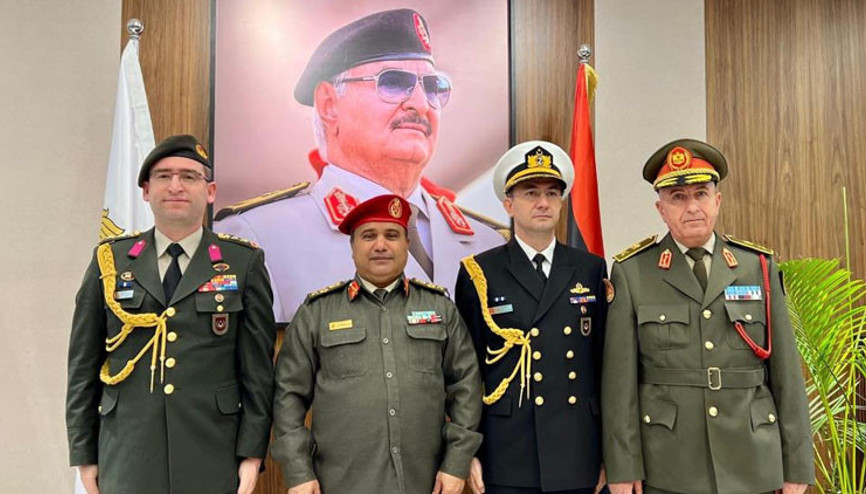 Türk yetkililer Libyada: Hafter ile ilk temas