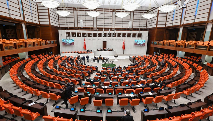 Son dakika haberi... Noterlik Kanununa ilişkin düzenleme Meclisten geçti