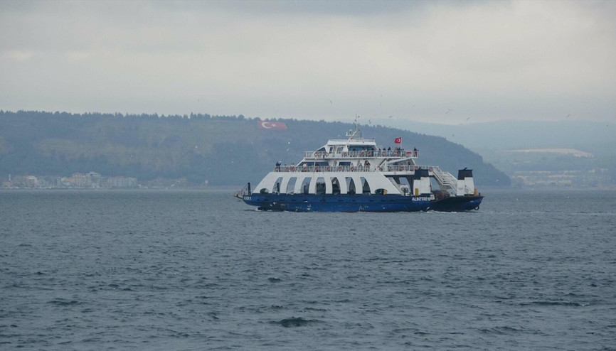 Bozcaada ve Gökçeada feribot seferlerine yarın da engel