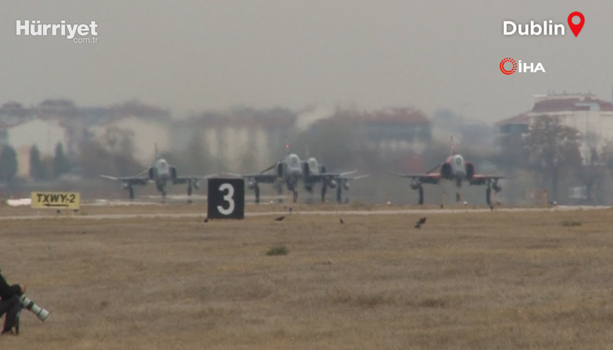 10 tane F-4E Phantom uçağıyla ‘fil yürüyüşü’ yapıldı