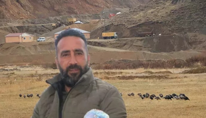 Yeni yıl öncesi Hakkari’de hindiler satışa çıktı: Fiyatı 4 bin lirayı buluyor Yeni yıl öncesi Hakkari’de hindiler satışa çıktı: Fiyatı 4 bin lirayı buluyor