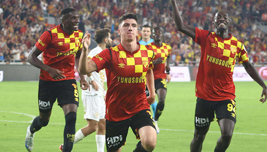 Göztepenin genç stoperi Taha Altıkardeşe Bundesliga kancası