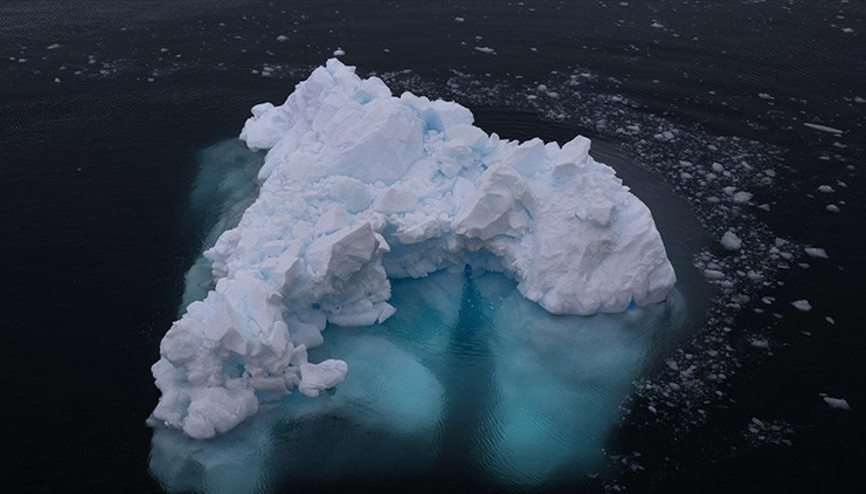 Uzmanlar tarih verdi: Buzullar yarısından fazlası yok olacak