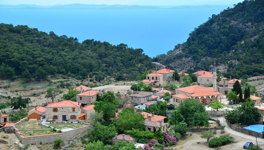 Tertemiz bir hava ve huzur... Sonbaharın çok yakıştığı 8 köy | Biri ‘Dünya Turizm Köyü Listesi’ne girmeyi başardı Tertemiz bir hava ve huzur... Sonbaharın çok yakıştığı 8 köy | Biri ‘Dünya Turizm Köyü Listesi’ne girmeyi başardı