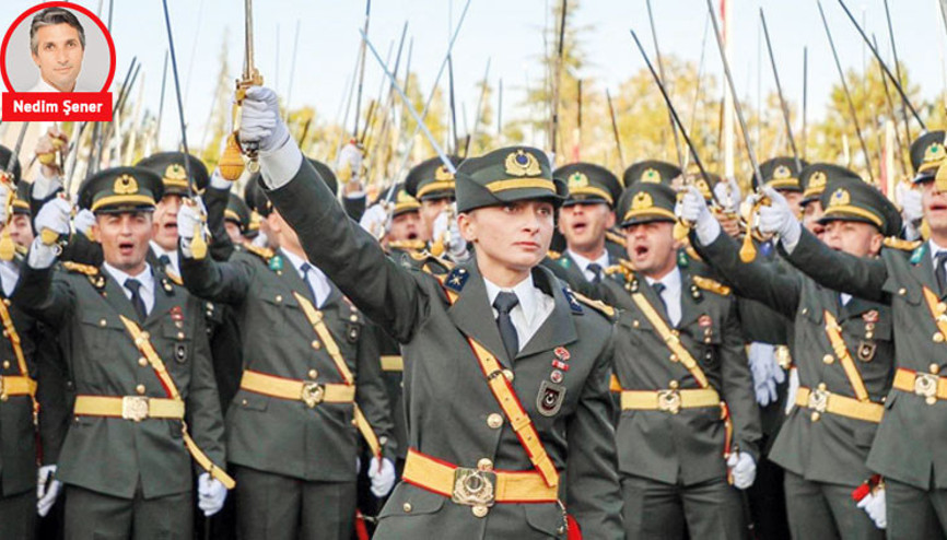 Teğmenler ‘cuntacı’, ‘darbeci’ değil suçlama ‘disiplinsizlik’