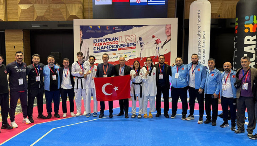 Genç tekvandocularımızdan tarihi başarı
