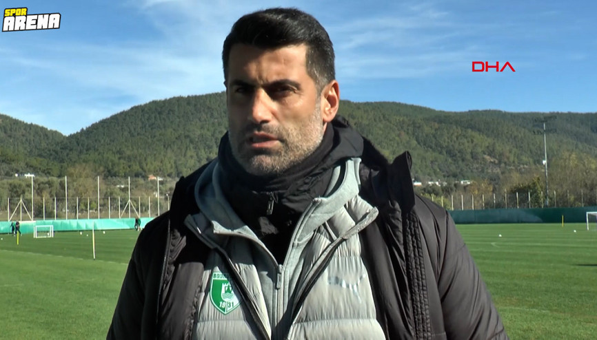 Volkan Demirelden Okan Buruka olay gönderme: Oyunumuz hocayı rahatsız etti Volkan Demirelden Okan Buruka olay gönderme: Oyunumuz hocayı rahatsız etti