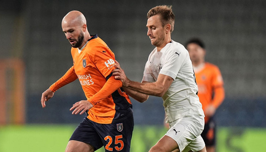 Başakşehir 1-1 Petrocub (UEFA Konferans Ligi maç özeti)