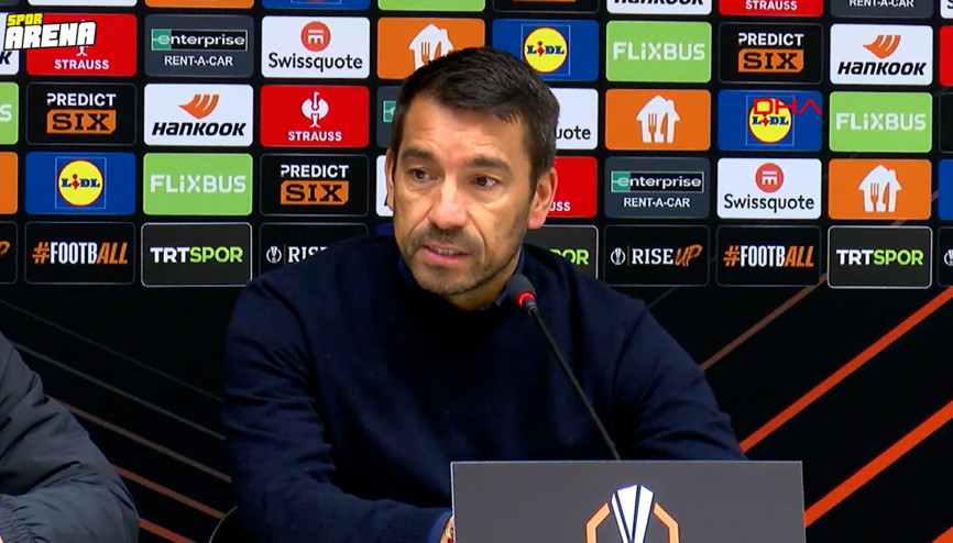 Beşiktaşta Bronckhorsttan istifa yanıtı Kritik gün bugün