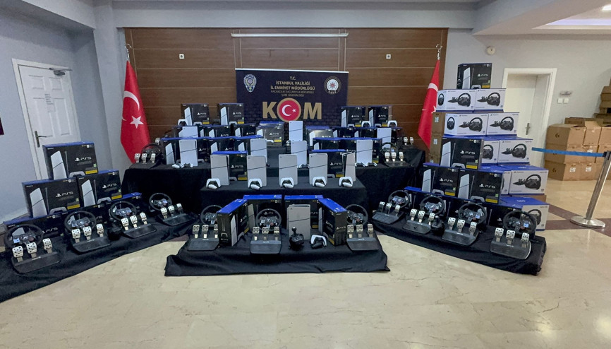 50 milyon lira değerinde kaçak oyun seti ele geçirildi