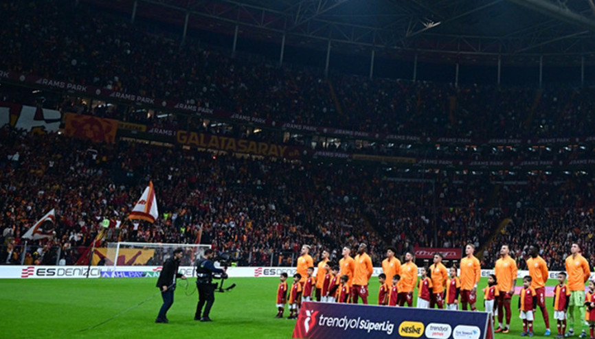 Galatasaray’da karaborsa bilete takipsizlik