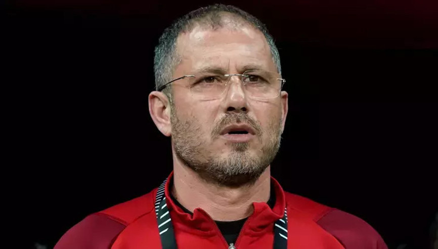 Serdar Topraktepe kimdir, kaç yaşında Beşiktaş teknik sorumlusu Serdar Topraktepe hakkında bilgiler Serdar Topraktepe kimdir, kaç yaşında Beşiktaş teknik sorumlusu Serdar Topraktepe hakkında bilgiler