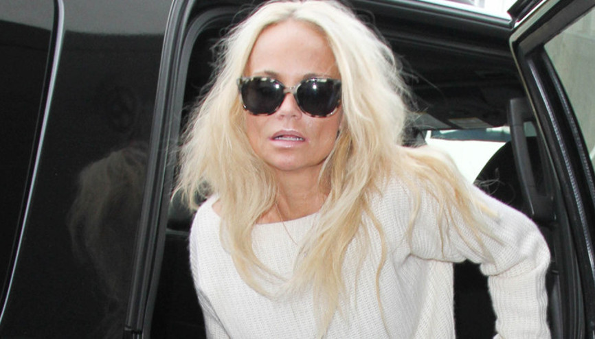 Ünlü şarkıcı gerçeği yıllar sonra öğrendi... Annem daha iyi bir hayatım olsun diye beni evlatlık vermiş... Bu çok büyük fedakarlık, ona teşekkür ederim Ünlü şarkıcı gerçeği yıllar sonra öğrendi... Annem daha iyi bir hayatım olsun diye beni evlatlık vermiş... Bu çok büyük fedakarlık, ona teşekkür ederim