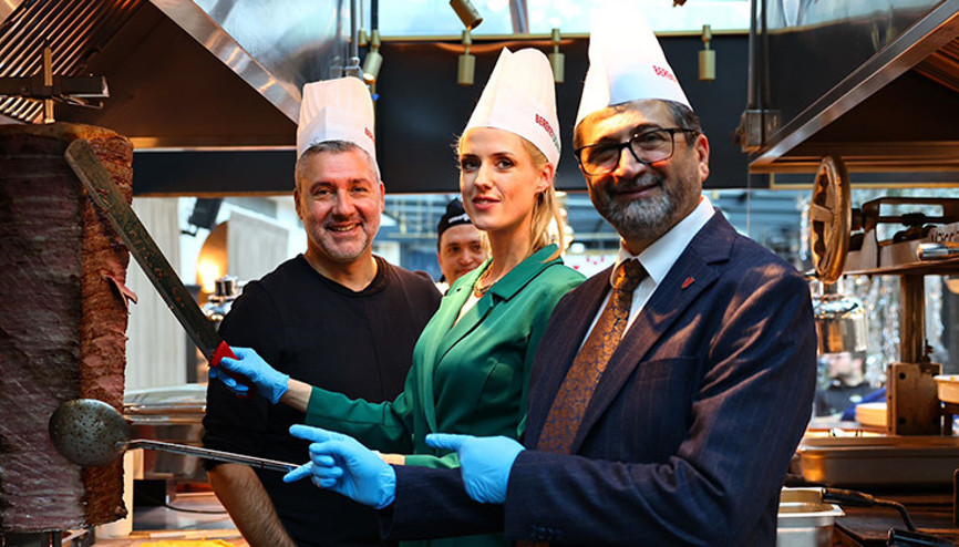 ‘Dönerin ana vatanı Türkiye’dir’