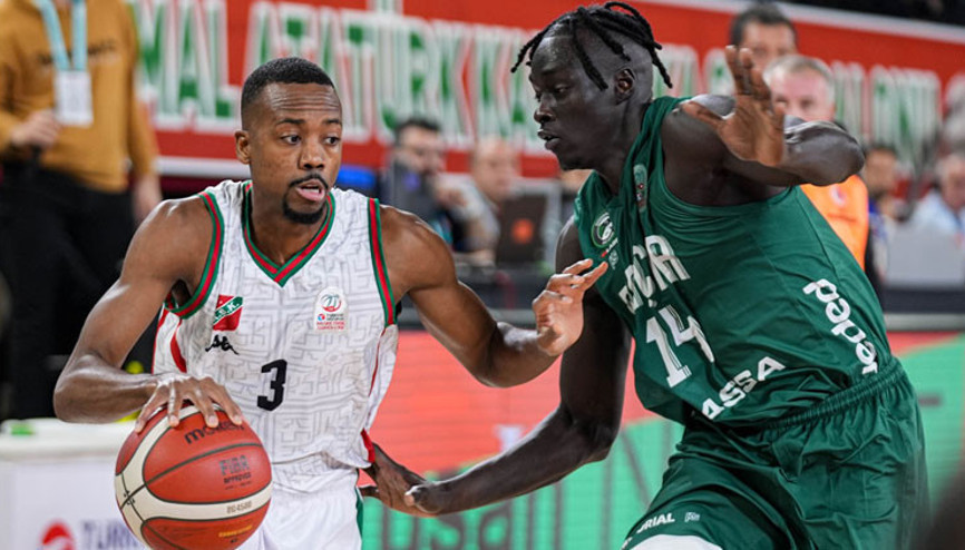 Karşıyaka, Darüşşafakayı farklı geçti