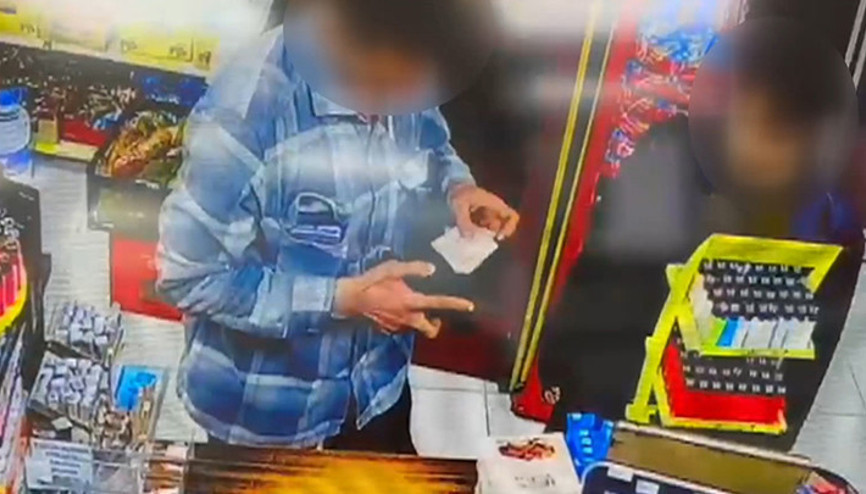 Esenyurtta alıkoyduğu çocuğu öldüren ve polise ateş açan cinsel istismar şüphelisi öldü