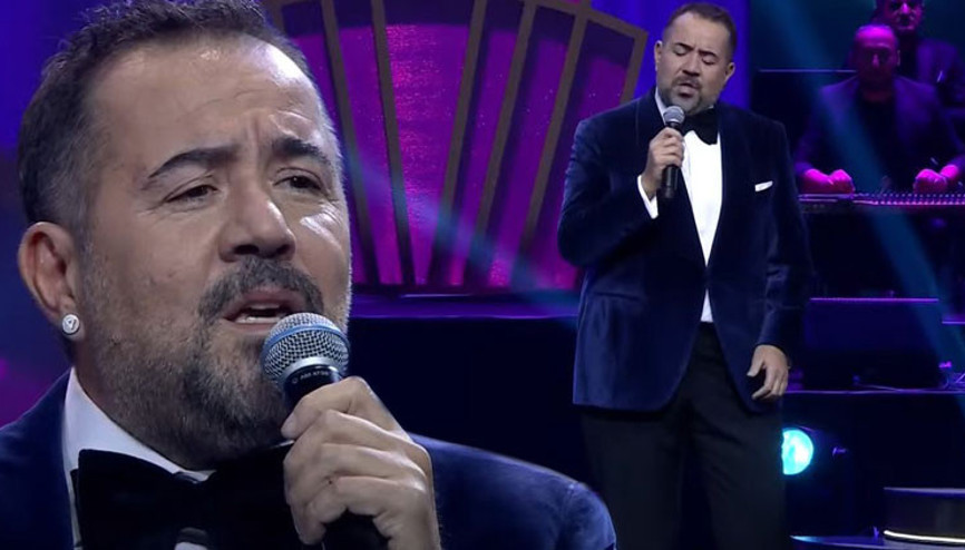 Ata Demirer 50. Pantene Altın Kelebek Ödülleri sahnesinde