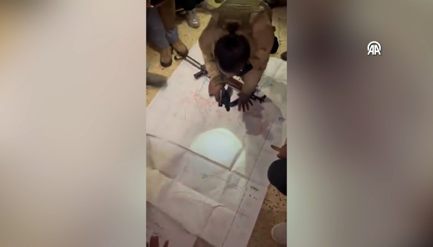 Rejim karşıtı güçler, Sednaya Hapishanesinin alt katlarındaki mahkumlara ulaşmaya çalışıyor