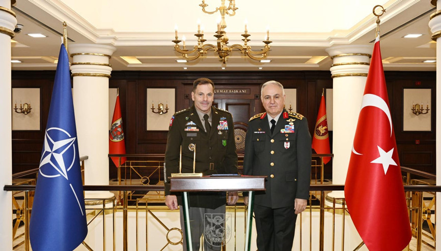 Genelkurmay Başkanı Gürak, NATO Müttefik Kara Komutanı Donahueu kabul etti