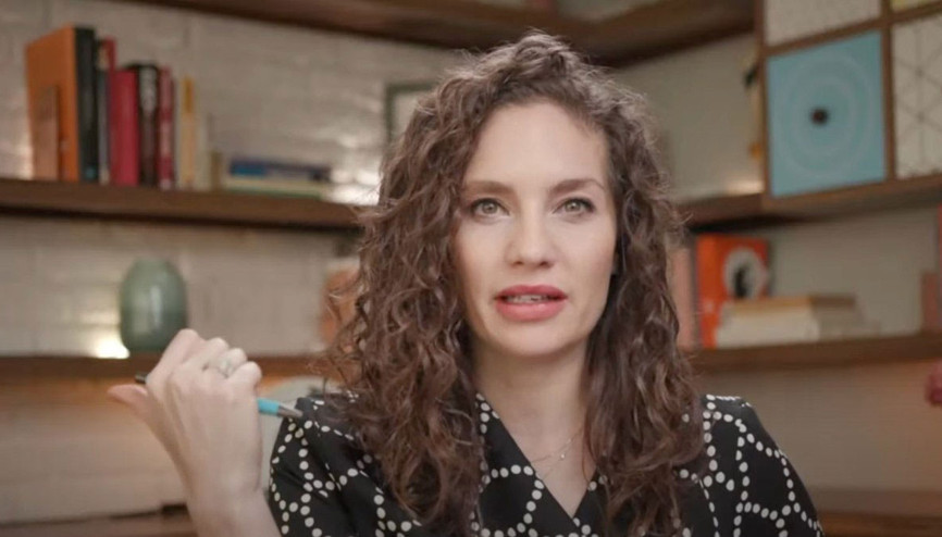 İstanbul Cumhuriyet Başsavcılığı: Nevşin Mengü gözaltına alındı, adli kontrolle serbest bırakıldı İstanbul Cumhuriyet Başsavcılığı: Nevşin Mengü gözaltına alındı, adli kontrolle serbest bırakıldı