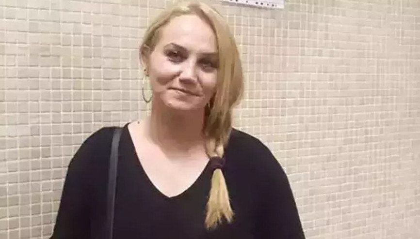 Gözaltına alınan şarkıcı Pınar Aydınlar, adli kontrol şartıyla serbest bırakıldı Gözaltına alınan şarkıcı Pınar Aydınlar, adli kontrol şartıyla serbest bırakıldı