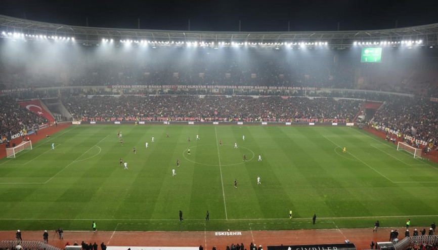 Eskişehirspor maçında müthiş atmosfer Taraftar rekoru kırıldı