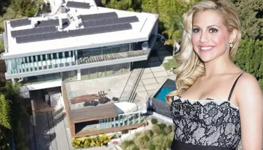 Beş ay arayla önce kendisi sonra kocası ölmüştü: Ünlü çifte mezar olan ‘lanetli ev