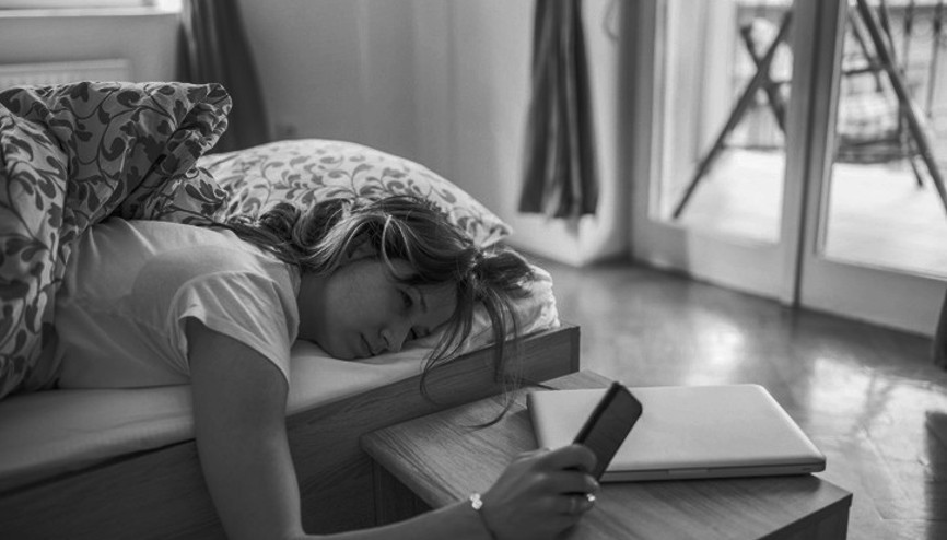 Gece gelen telefon çağrısını neredeyse reddediyordu... Bu telefon tam anlamıyla hayatını kurtardı Gece gelen telefon çağrısını neredeyse reddediyordu... Bu telefon tam anlamıyla hayatını kurtardı